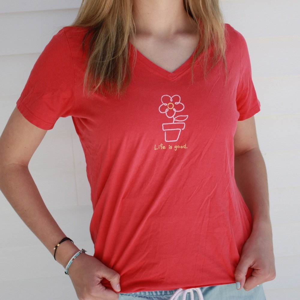 Women's life is good tshirt